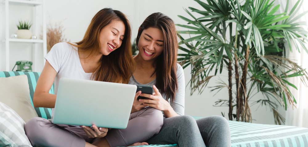 6 Online Shopping Safety Tips for the Holiday Season
