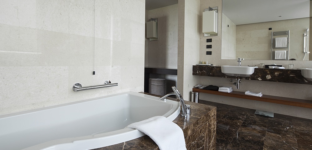 Renovating Your Bathroom: What to Think About Beforehand