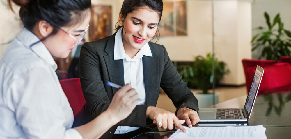 What Does a Notary Do, and How Do I Use One?