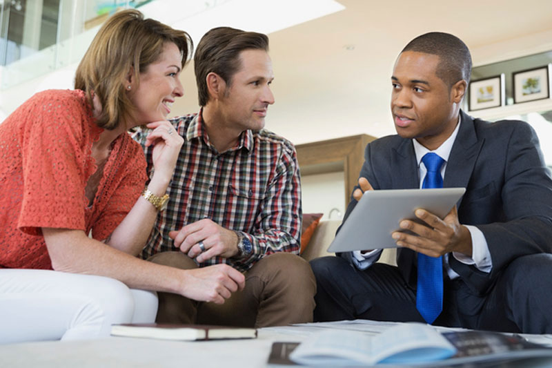 talking with an advisor